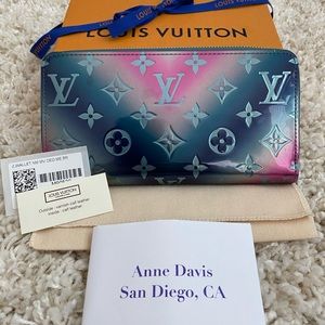 💗SOLD! Louis Vuitton Gradient Zippy Wallet💗